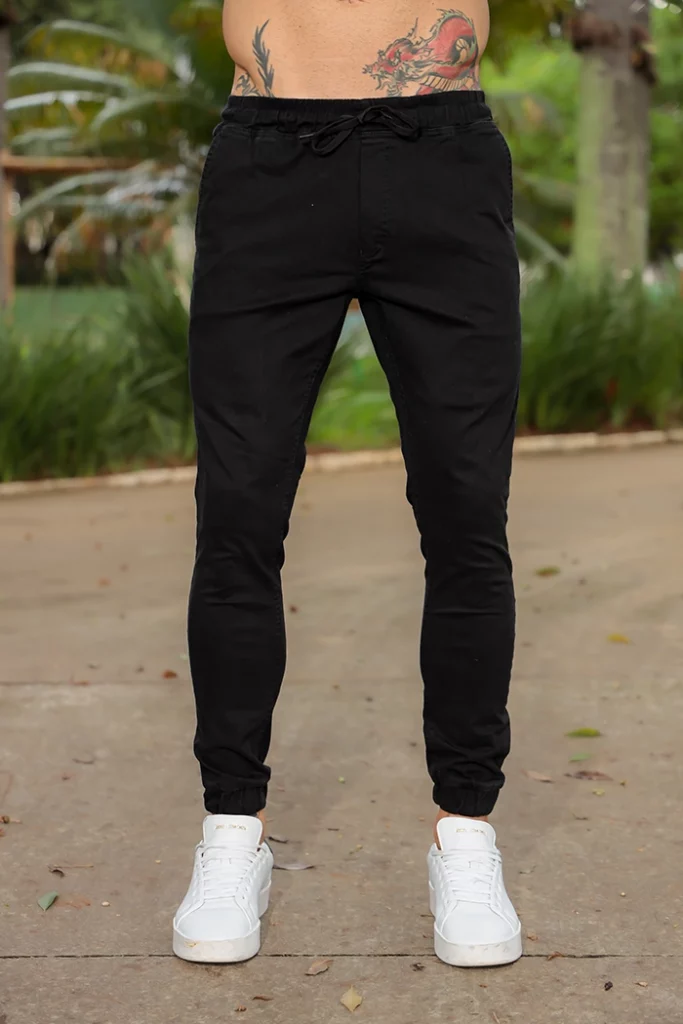 Calça preta jogger